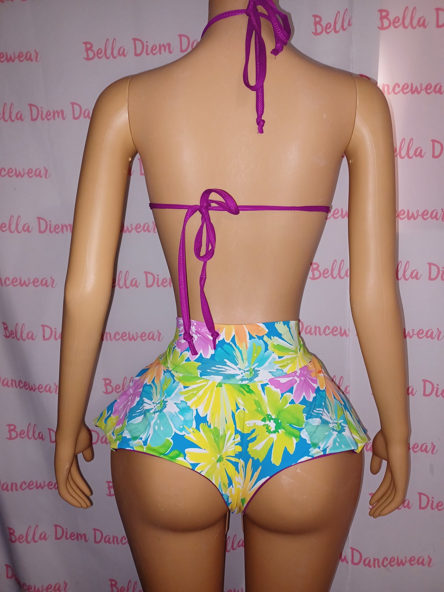 SKORT-KINI SIZE SMALL/MEDIUM