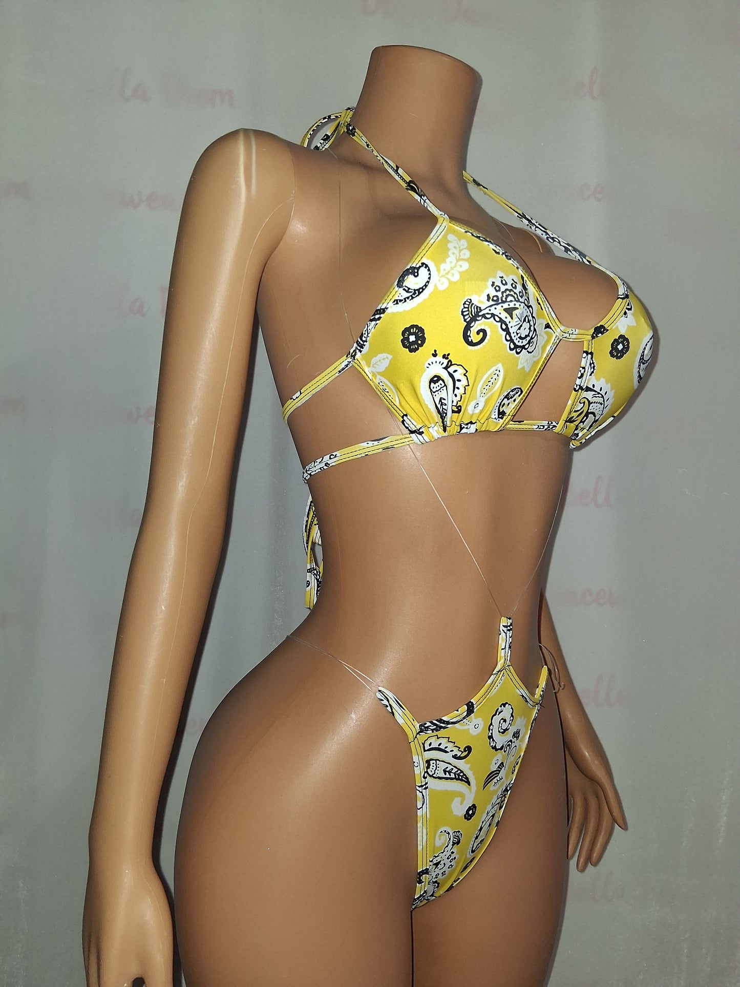 Bandana Print Thong Set