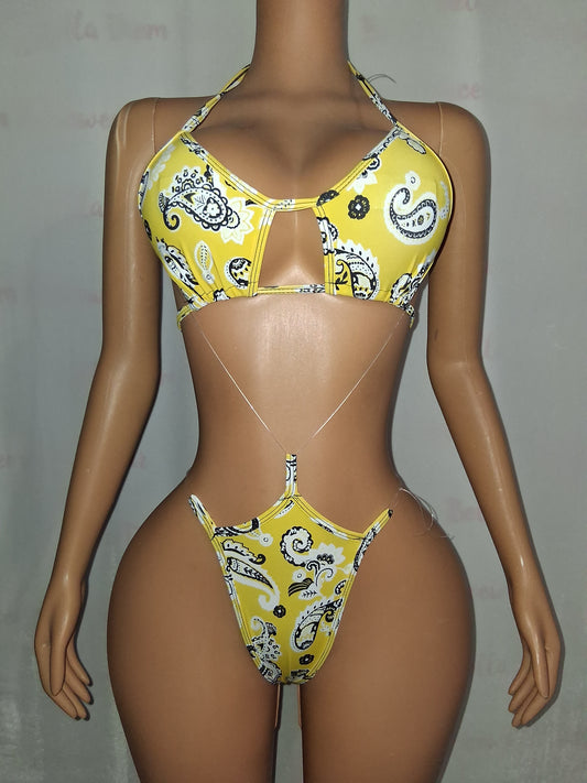 Bandana Print Thong Set