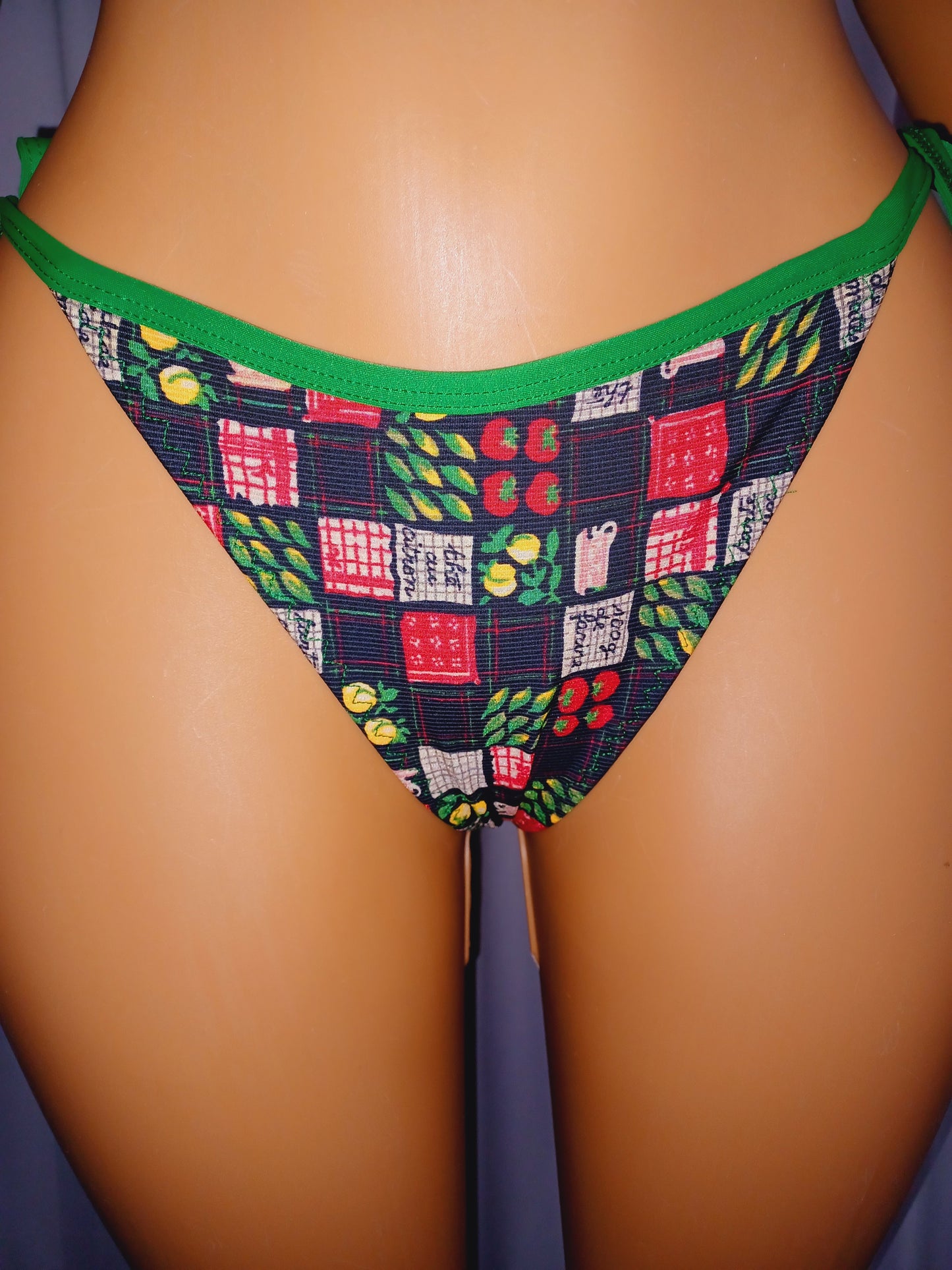 Small Tea Time Bikini